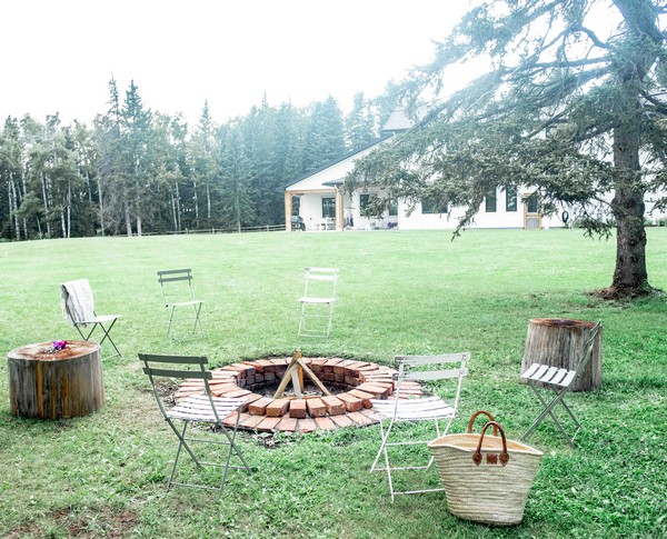 Easy DIY Fire Pit Plan