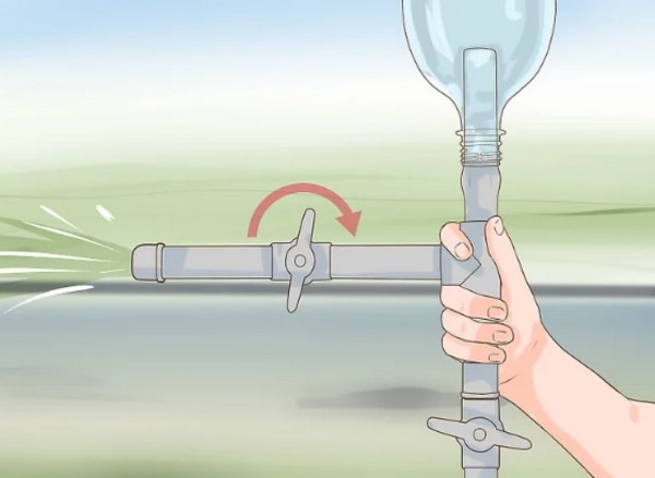  How To Make A Water Gun With A Plastic Bottle