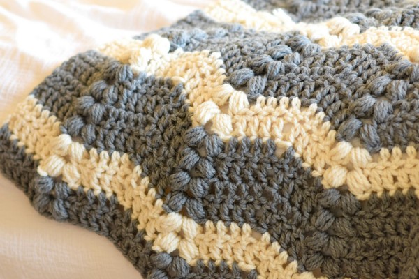 Vintage Lola Ripple Throw