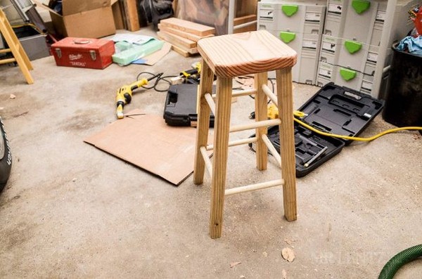Bar Stool DIY
