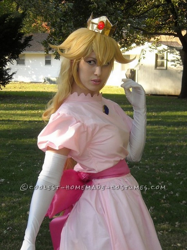 Coolest DIY Princess Peach Costume Ideas