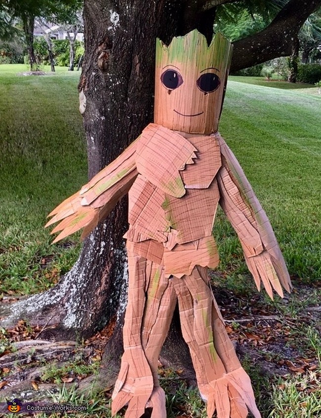DIY Cardboard Groot Costume