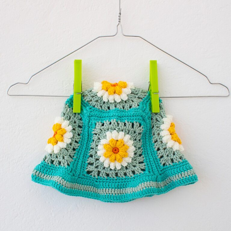 Crochet Daisy Granny Square Pattern